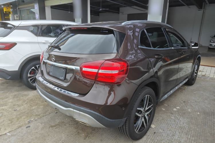 Used Mercedes-Benz GLA 2017 GLA 200 Fashion Model Rear Right 45 Deg