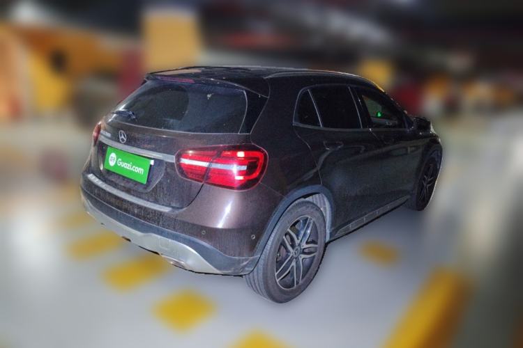 Used Mercedes-Benz GLA 2017 GLA 200 Fashion Model Rear Right 45 Deg