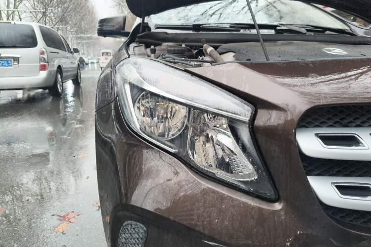 Used Mercedes-Benz GLA 2017 GLA 200 Sport Edition Right Front Headlight