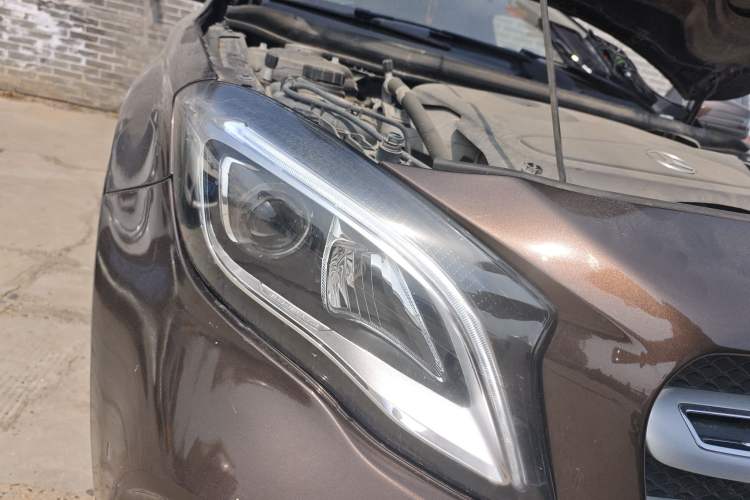 Used Mercedes-Benz GLA 2017 GLA 200 Sport Edition Right Front Headlight