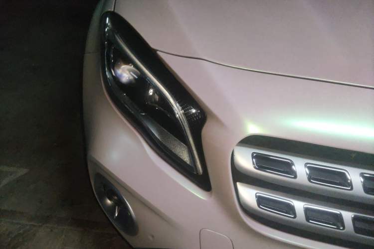 Used Mercedes-Benz GLA 2017 GLA 220 4MATIC Fashion Model Right Front Headlight