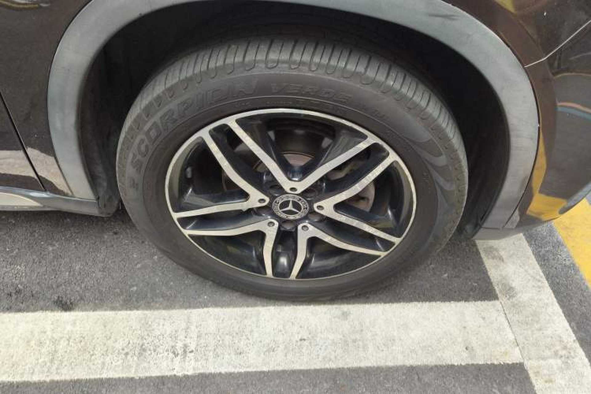 Used Mercedes-Benz GLA 2017 GLA 200 Fashion Model Right Front Wheel Hub