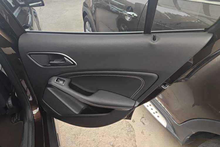 Used Mercedes-Benz GLA 2017 GLA 200 Sport Edition Right Rear Door Interior
