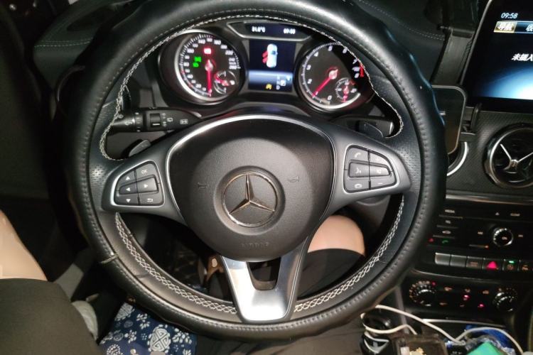 Used Mercedes-Benz GLA 2017 GLA 200 Fashion Model Steering Wheel
