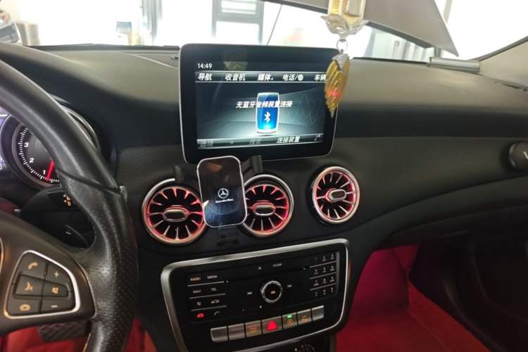 Used Mercedes-Benz GLA 2017 GLA 200 Sport Edition Audio And AC Panel