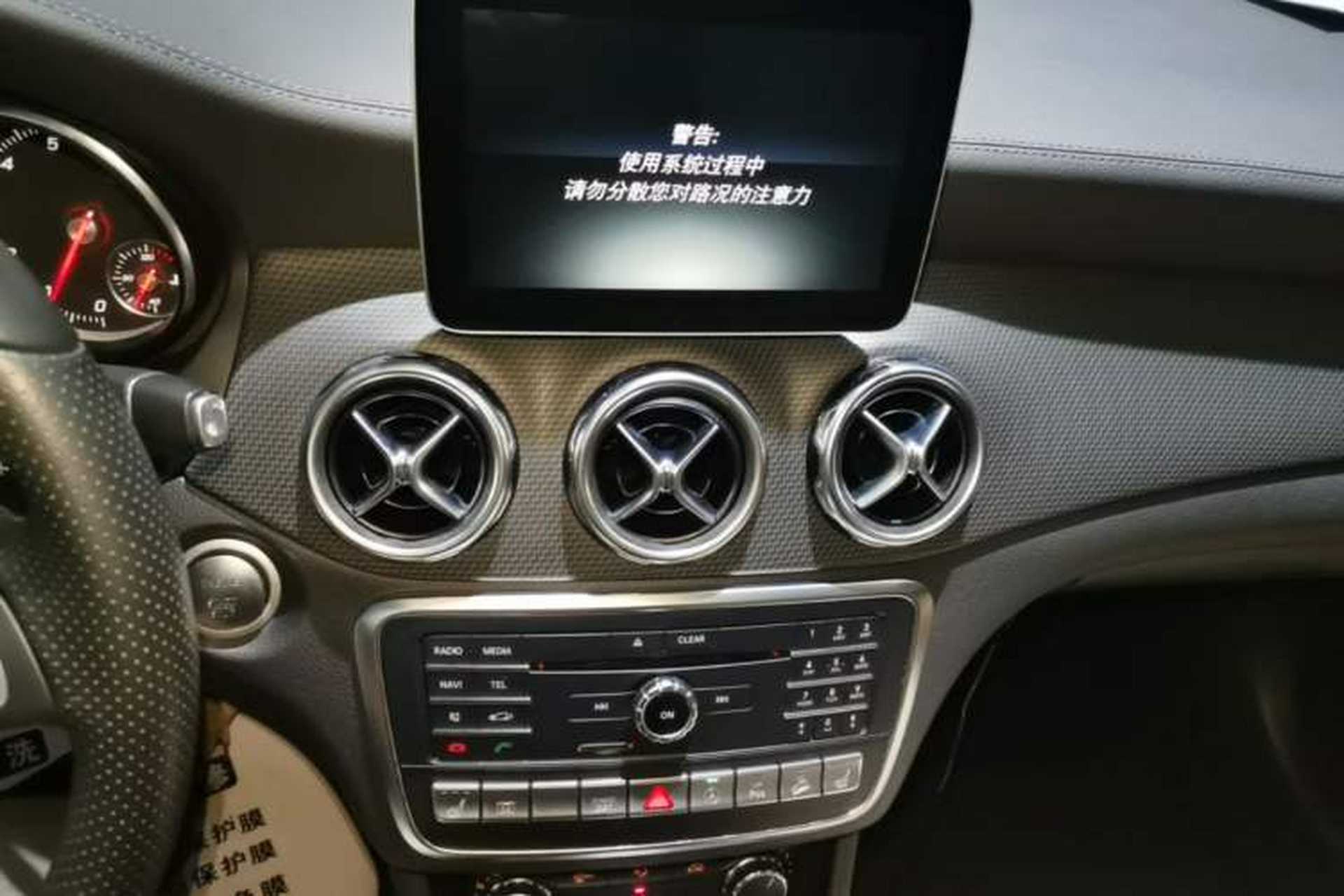 Used Mercedes-Benz GLA 2017 GLA 220 4MATIC Fashion Model Audio And AC Panel