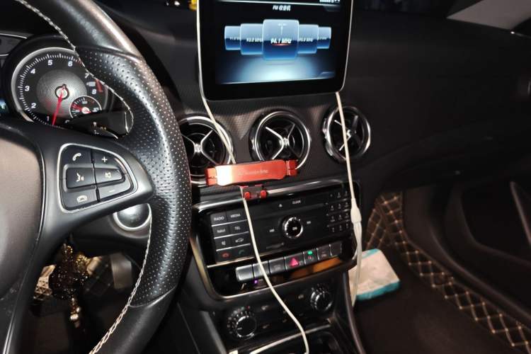Used Mercedes-Benz GLA 2017 GLA 200 Sport Edition Audio And AC Panel