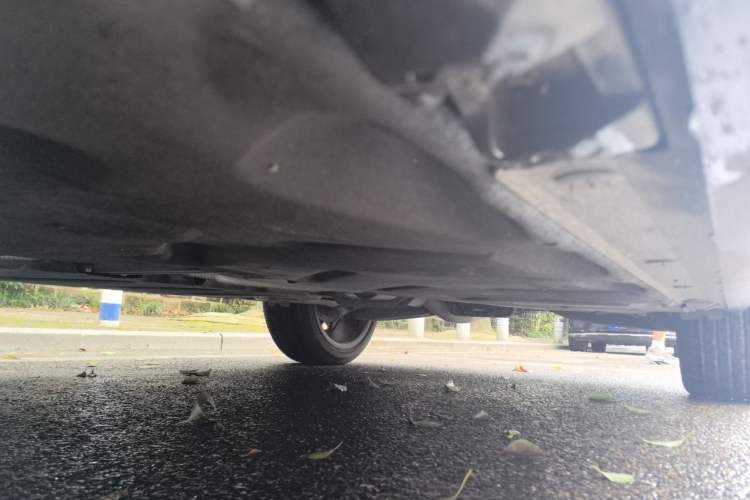 Used Mercedes-Benz GLA 2017 GLA 220 4MATIC Fashion Model Chassis Front Left