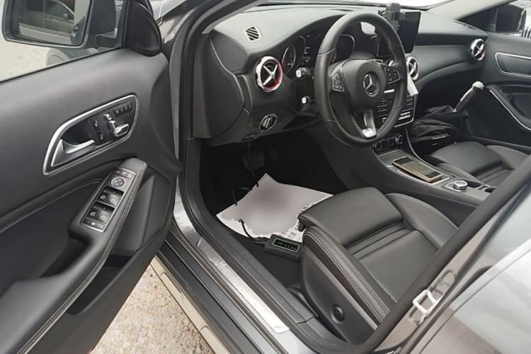 Used Mercedes-Benz GLA 2017 GLA 200 Fashion Model Driver Seat