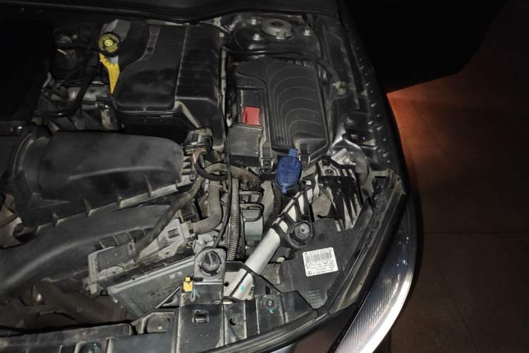 Used Mercedes-Benz GLA 2017 GLA 200 Sport Edition Engine Bay Left