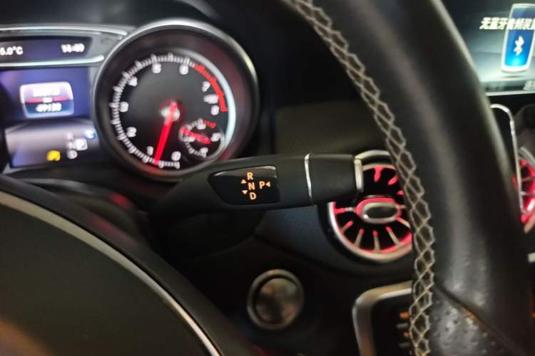 Used Mercedes-Benz GLA 2017 GLA 200 Sport Edition Gear Lever