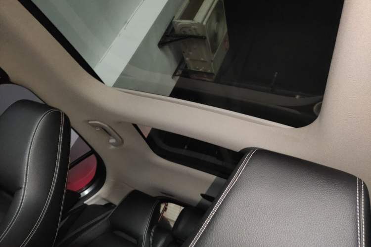 Used Mercedes-Benz GLA 2017 GLA 200 Sport Edition Headliner