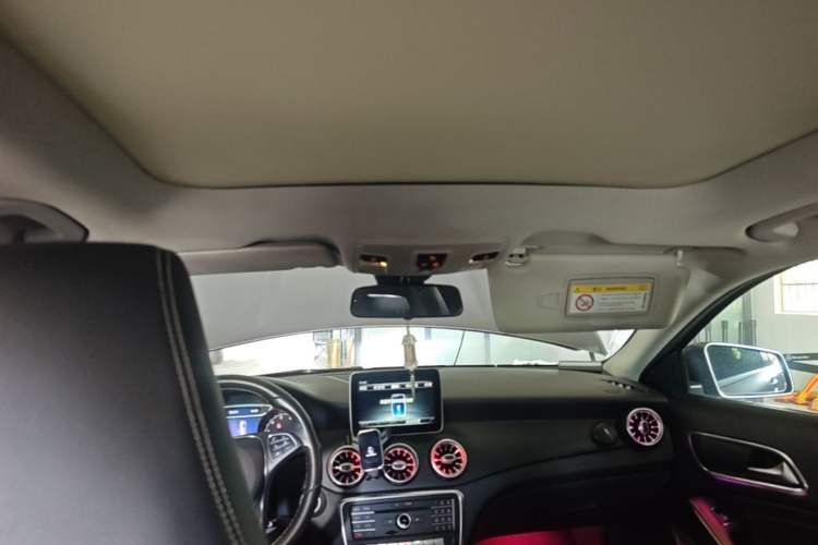Used Mercedes-Benz GLA 2017 GLA 200 Sport Edition Headliner