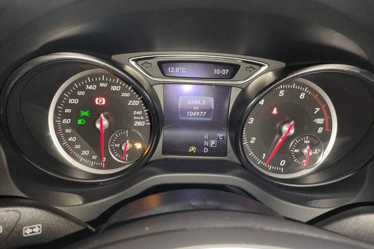 Used Mercedes-Benz GLA 2017 GLA 200 Sport Edition Instrument Cluster