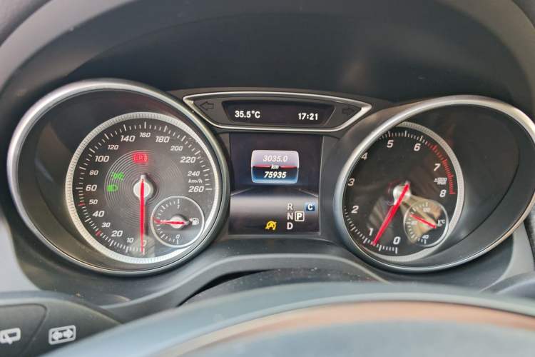 Used Mercedes-Benz GLA 2017 GLA 200 Fashion Model Instrument Cluster
