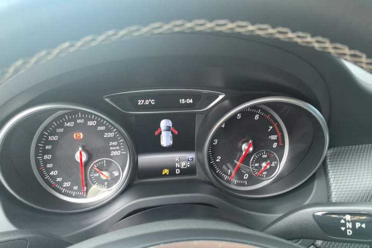 Used Mercedes-Benz GLA 2017 GLA 220 4MATIC Fashion Model Instrument Cluster