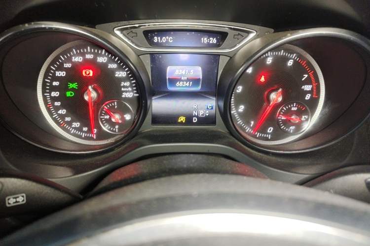 Used Mercedes-Benz GLA 2017 GLA 200 Sport Edition Instrument Cluster