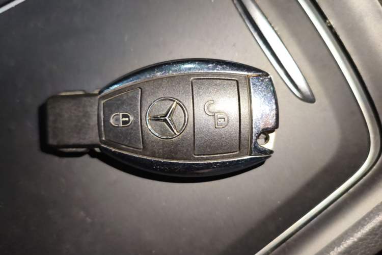 Used Mercedes-Benz GLA 2017 GLA 220 4MATIC Fashion Model Interior 1