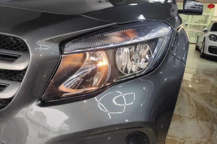 Used Mercedes-Benz GLA 2017 GLA 200 Sport Edition Left Front Headlight