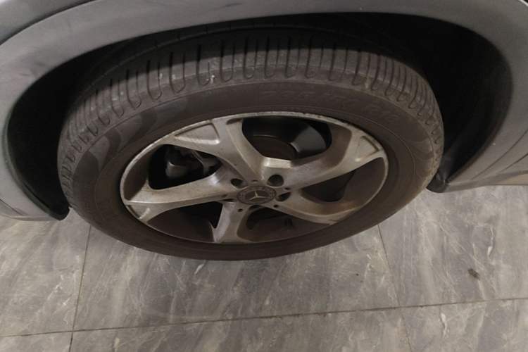 Used Mercedes-Benz GLA 2017 GLA 200 Sport Edition Left Front Wheel Hub