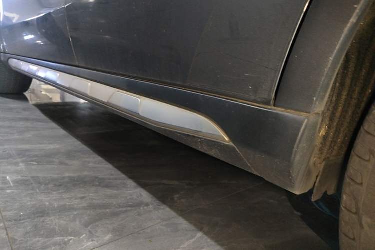Used Mercedes-Benz GLA 2017 GLA 200 Sport Edition Left Side Sill