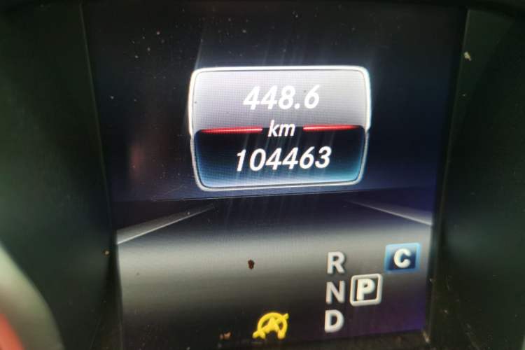 Used Mercedes-Benz GLA 2017 GLA 200 Sport Edition Odometer Close Up