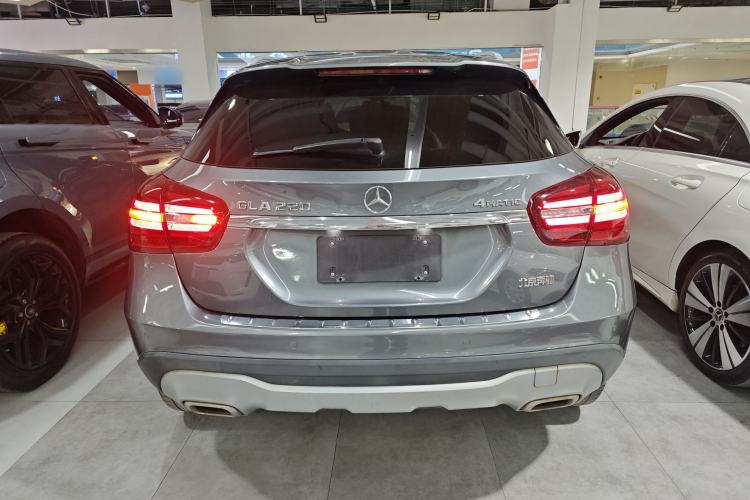 Used Mercedes-Benz GLA 2017 GLA 220 4MATIC Fashion Model Rear