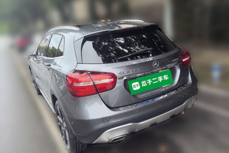 Used Mercedes-Benz GLA 2017 GLA 220 4MATIC Fashion Model Rear Left 45 Deg