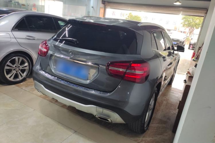 Used Mercedes-Benz GLA 2017 GLA 200 Sport Edition Rear Right 45 Deg