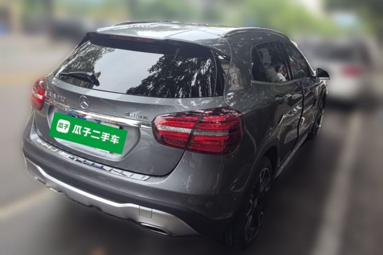 Used Mercedes-Benz GLA 2017 GLA 220 4MATIC Fashion Model Rear Right 45 Deg