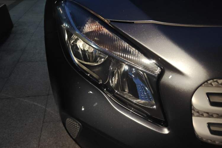 Used Mercedes-Benz GLA 2017 GLA 200 Sport Edition Right Front Headlight