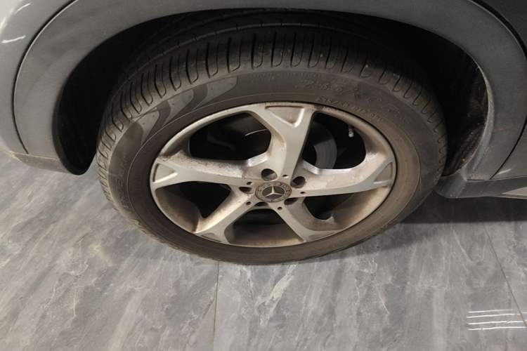 Used Mercedes-Benz GLA 2017 GLA 200 Sport Edition Right Rear Wheel Hub