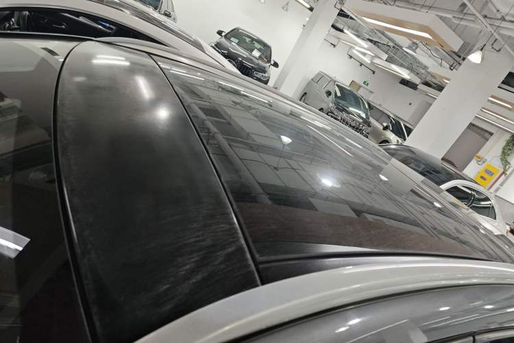 Used Mercedes-Benz GLA 2017 GLA 220 4MATIC Fashion Model Roof