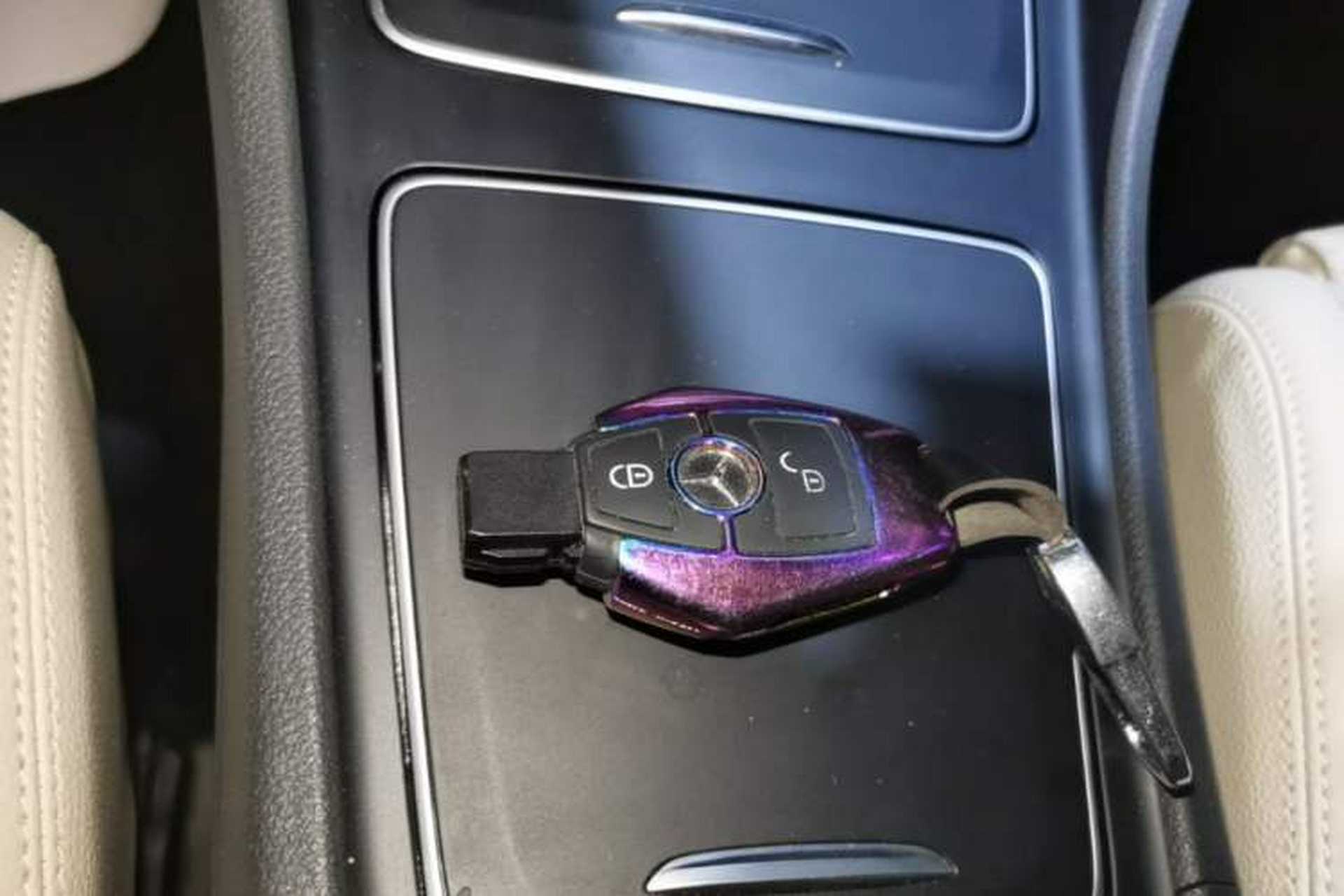 Used Mercedes-Benz GLA 2017 GLA 220 4MATIC Fashion Model Vehicle Key