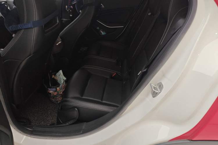 Used Mercedes-Benz GLA 2017 GLA 200 Sport Edition Left Rear Seat