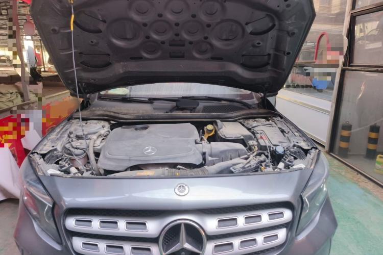 Used Mercedes-Benz GLA 2017 GLA 200 Sport Edition Engine Bay