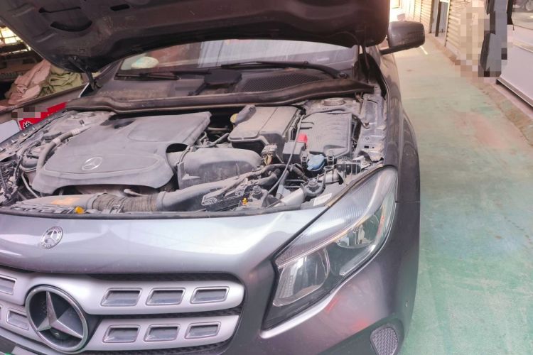 Used Mercedes-Benz GLA 2017 GLA 200 Sport Edition Engine Bay Left