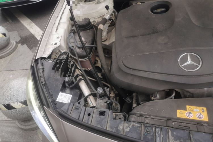 Used Mercedes-Benz GLA 2017 GLA 200 Sport Edition Engine Bay Right