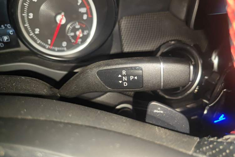 Used Mercedes-Benz GLA 2017 GLA 200 Sport Edition Gear Lever