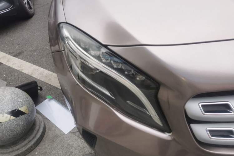 Used Mercedes-Benz GLA 2017 GLA 200 Sport Edition Right Front Headlight