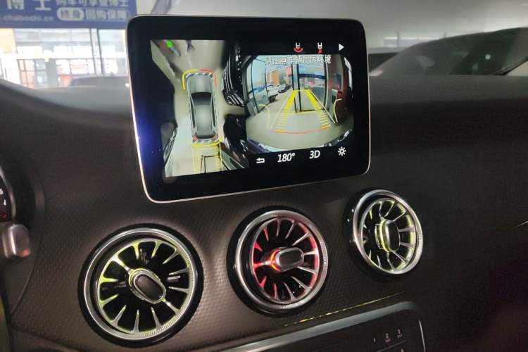 Used Mercedes-Benz GLA 2017 GLA 200 Sport Edition Audio And AC Panel