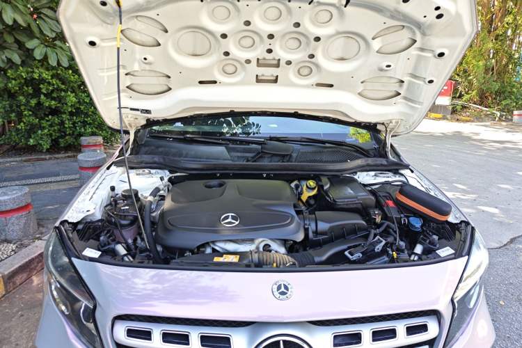 Used Mercedes-Benz GLA 2017 GLA 200 Sport Edition Engine Bay
