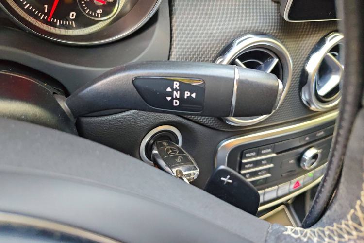 Used Mercedes-Benz GLA 2017 GLA 200 Sport Edition Gear Lever