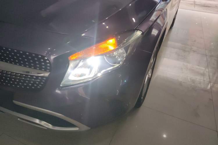 Used Mercedes-Benz GLA 2017 GLA 200 Sport Edition Left Front Headlight