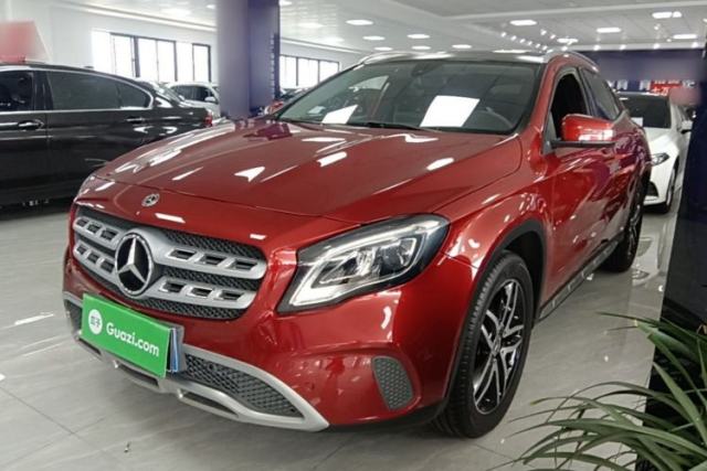 Używany Mercedes-Benz GLA 2017 GLA 200 Fashion Model