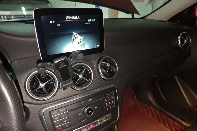 Used Mercedes-Benz GLA 2017 GLA 200 Sport Edition Audio And AC Panel
