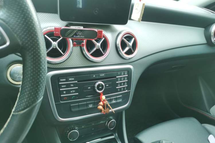 Used Mercedes-Benz GLA 2017 GLA 200 Fashion Model Audio And AC Panel