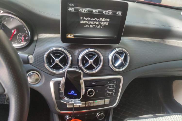 Used Mercedes-Benz GLA 2017 GLA 200 Fashion Model Audio And AC Panel