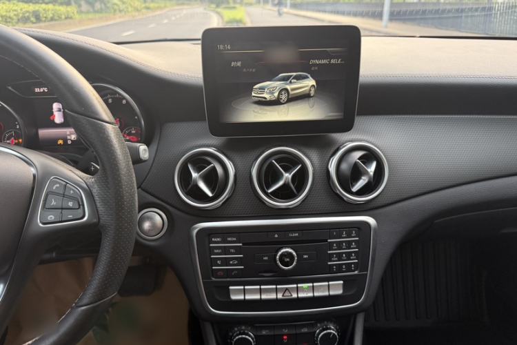 Used Mercedes-Benz GLA 2017 GLA 200 Fashion Model Audio And AC Panel
