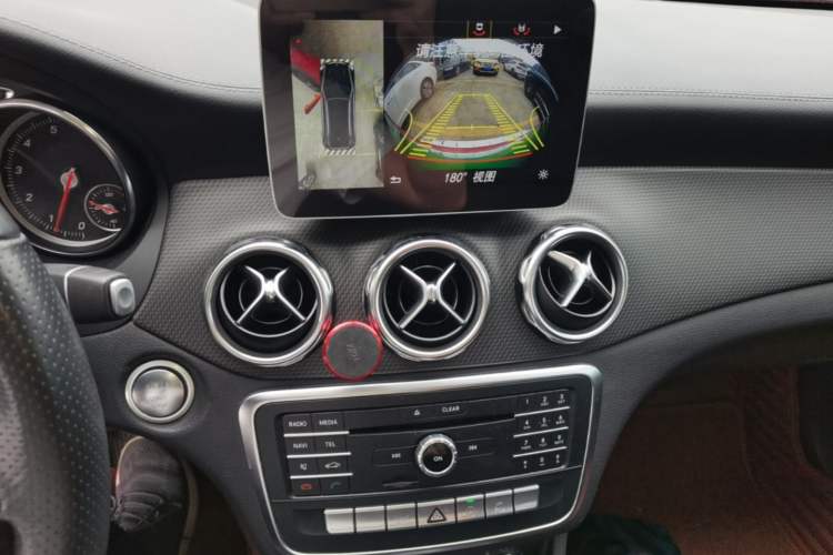 Used Mercedes-Benz GLA 2017 GLA 200 Fashion Model Audio And AC Panel